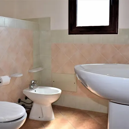 Casa Vacanze Budoni 부도니
